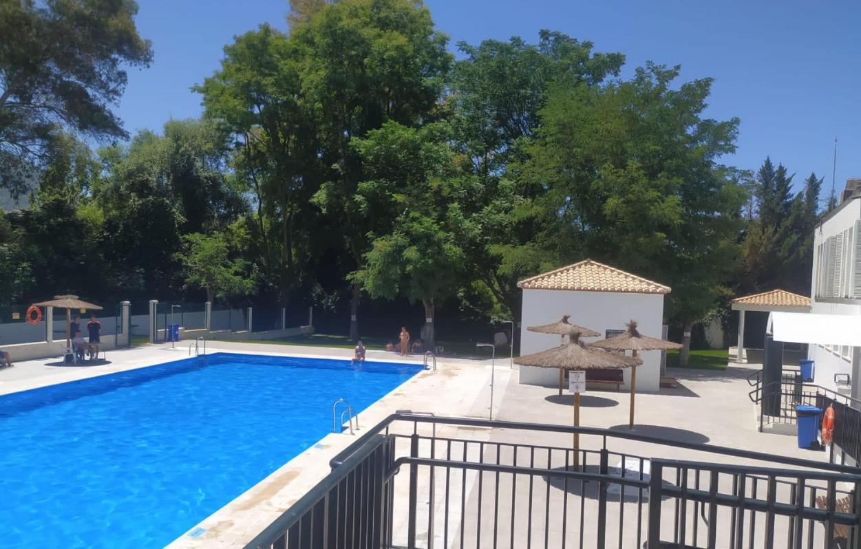 Apartamentos Candil El Bosque Bagian luar foto